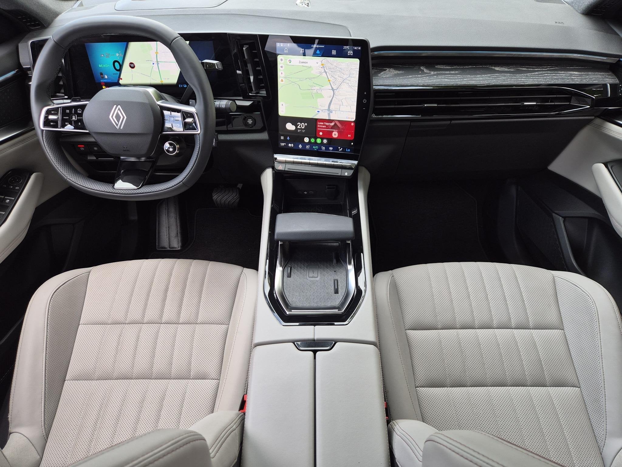 Renault Espace E-Tech full hybrid 200 iconic 7p / Fabrieksga, Gebruikt, Euro 6, 1199 cc, 2 kWh