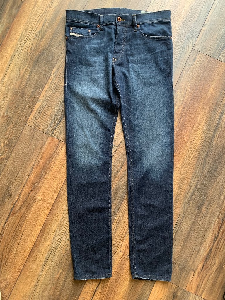 Jeans Diesel Tepphar slim carrot 31/32 knoopsluiting, Kleding | Heren, Spijkerbroeken en Jeans, Ophalen of Verzenden, Zo goed als nieuw