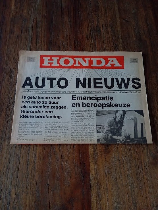 Honda Auto Nieuws Paaskrant 1988 4 pag., Verzenden, Zo goed als nieuw, Honda
