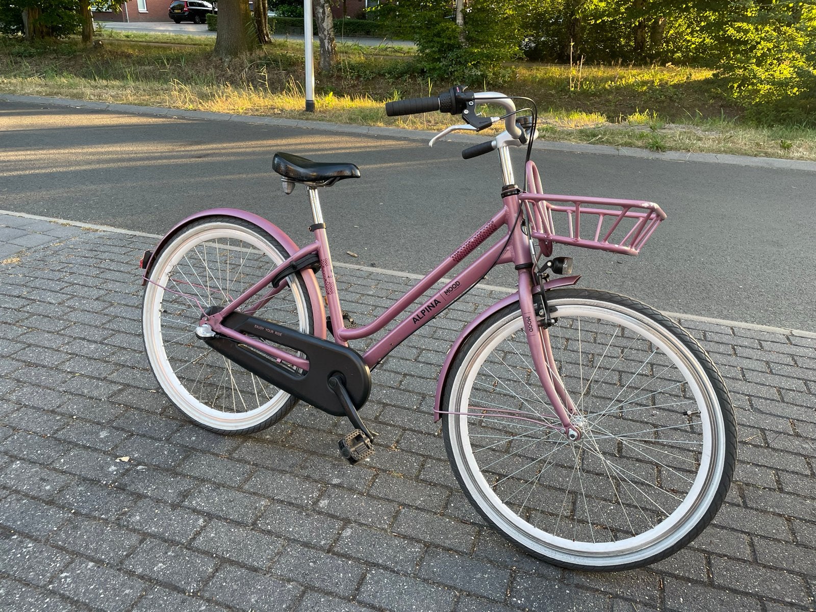 Alpina Mood Meisjesfiets 26 inch - Roze, Fietsen en Brommers, Fietsen | Meisjes, Terugtraprem, Gebruikt, Handrem, Ophalen