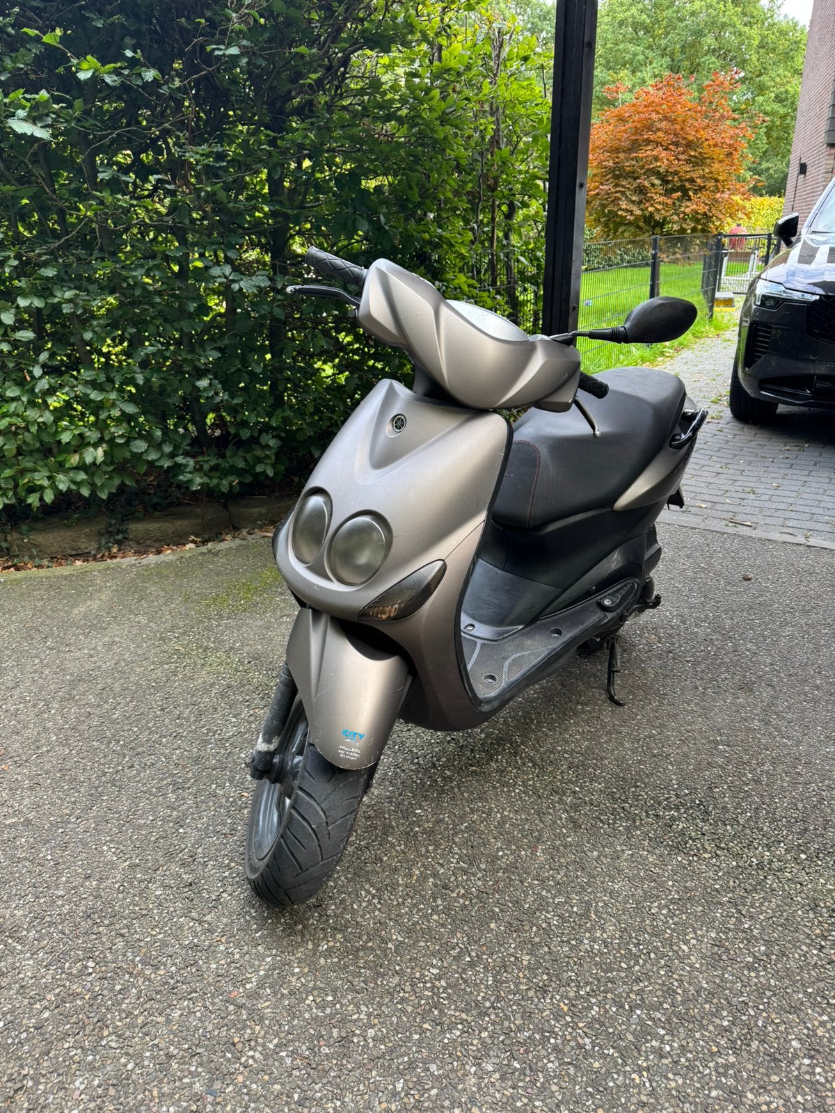 Yamaha neos 4 takt injectie E3, Fietsen en Brommers, Ophalen, Maximaal 45 km/u, Zo goed als nieuw, Benzine