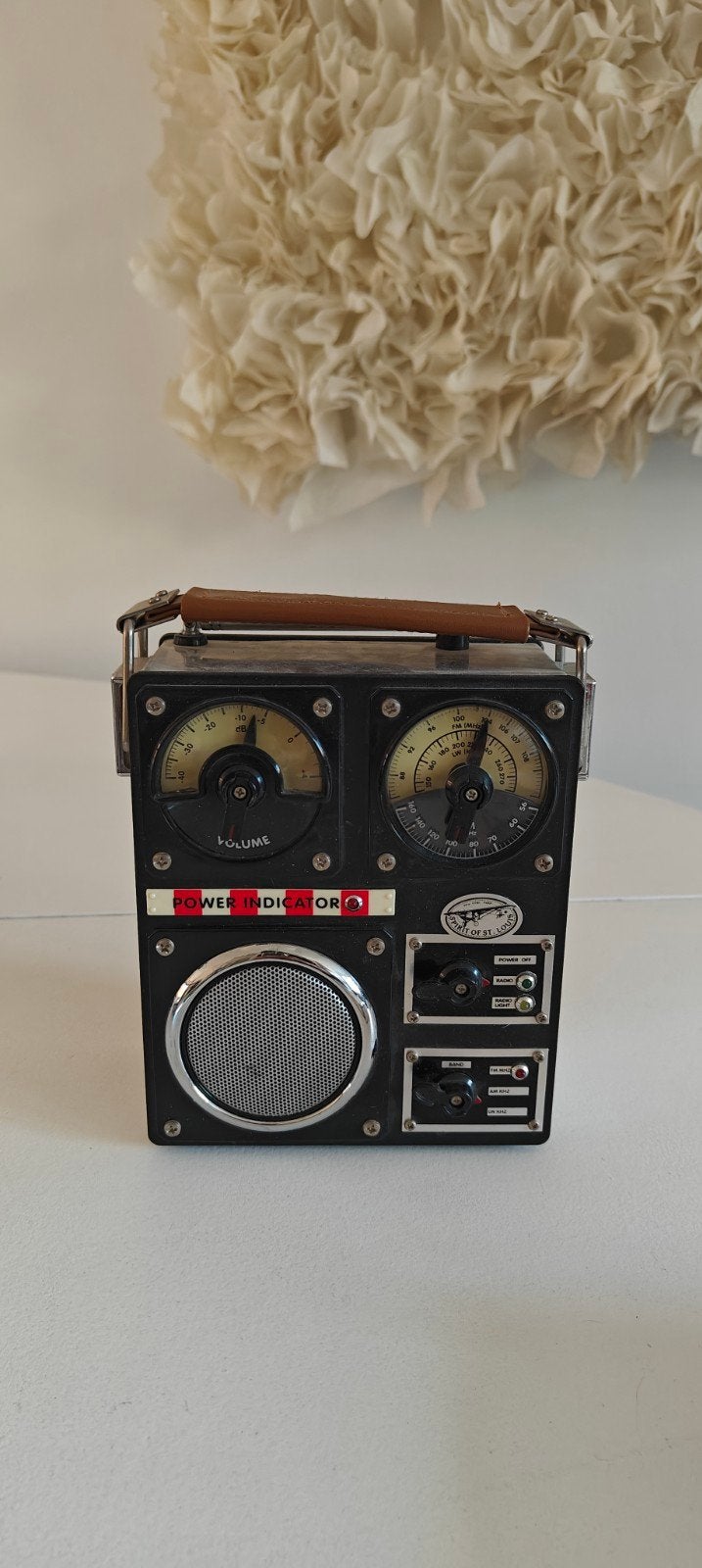 Vintage radio op batterijen - Draagbaar en Stijlvol, Ophalen, Gebruikt, Radio