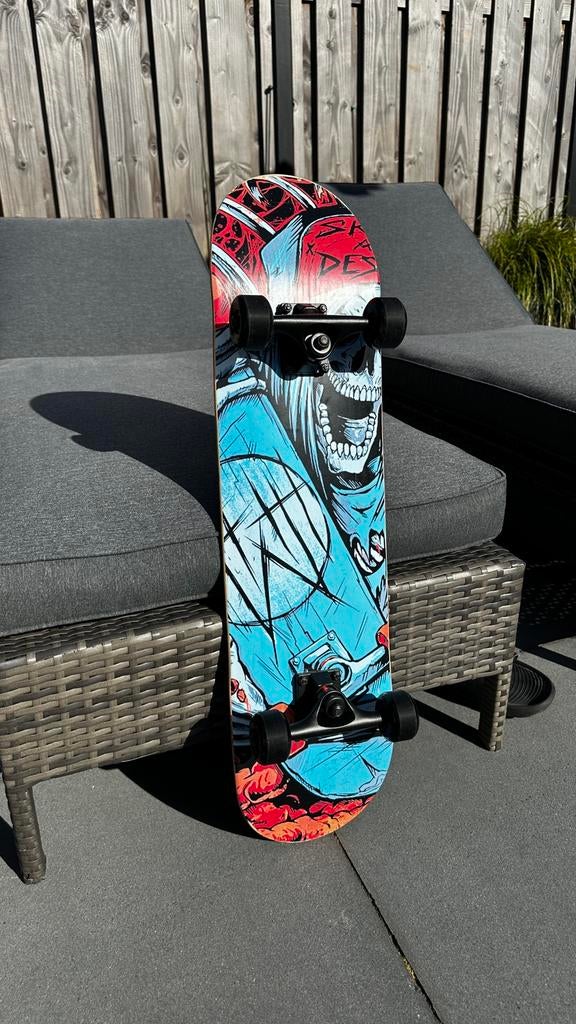 Suotu Skateboard Skull, Sport en Fitness, Skateboarden, Ophalen, Zo goed als nieuw