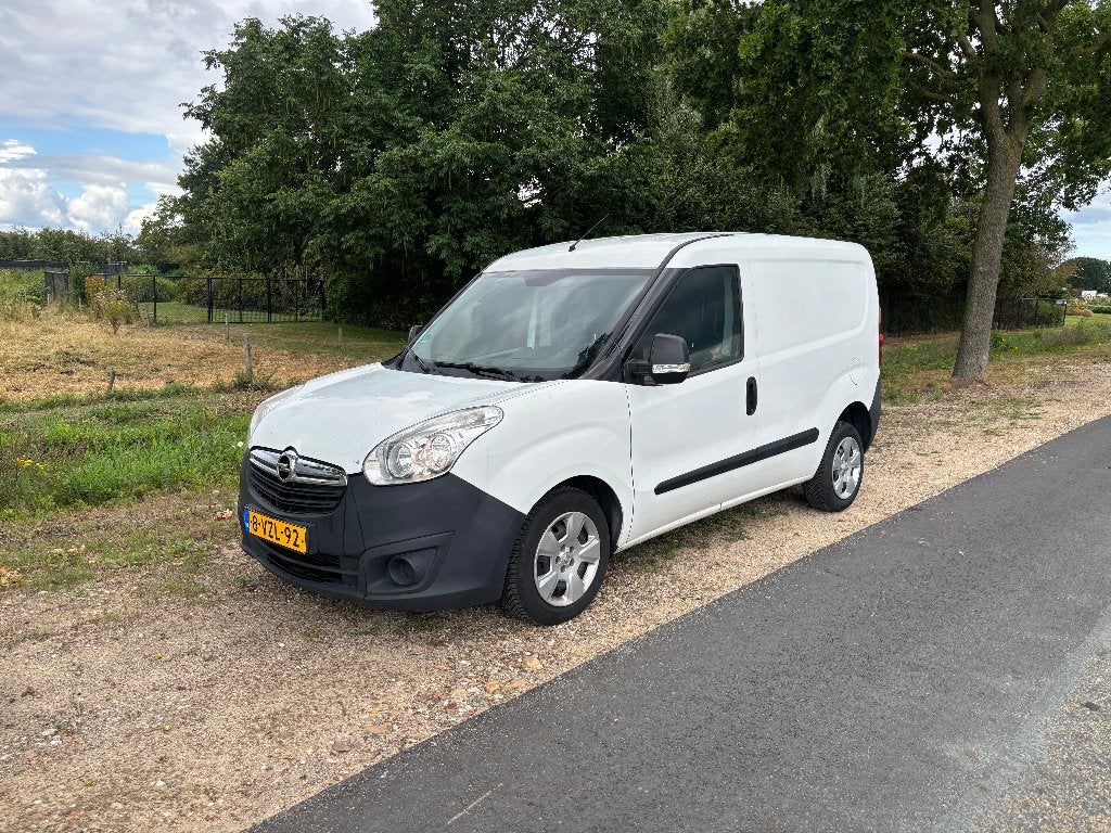Opel Combo 1.3D 66KW 2012, Euro 5, Stof, Zwart, Wit
