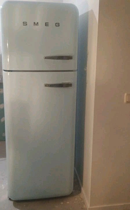 Smeg FAB28 Koelkast met vriesvak - Retro Stijl, Ophalen, Gebruikt, 200 liter of meer, 60 cm of meer
