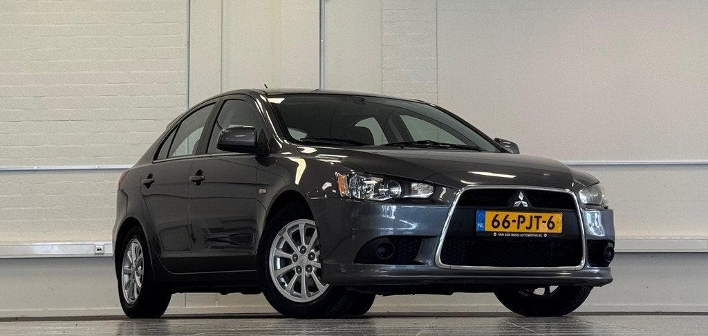 Mitsubishi Lancer Sportback 1.6i 16V Edition One 1e Eigenaar, Auto's, Voorwielaandrijving, Euro 5, Stof, Gebruikt