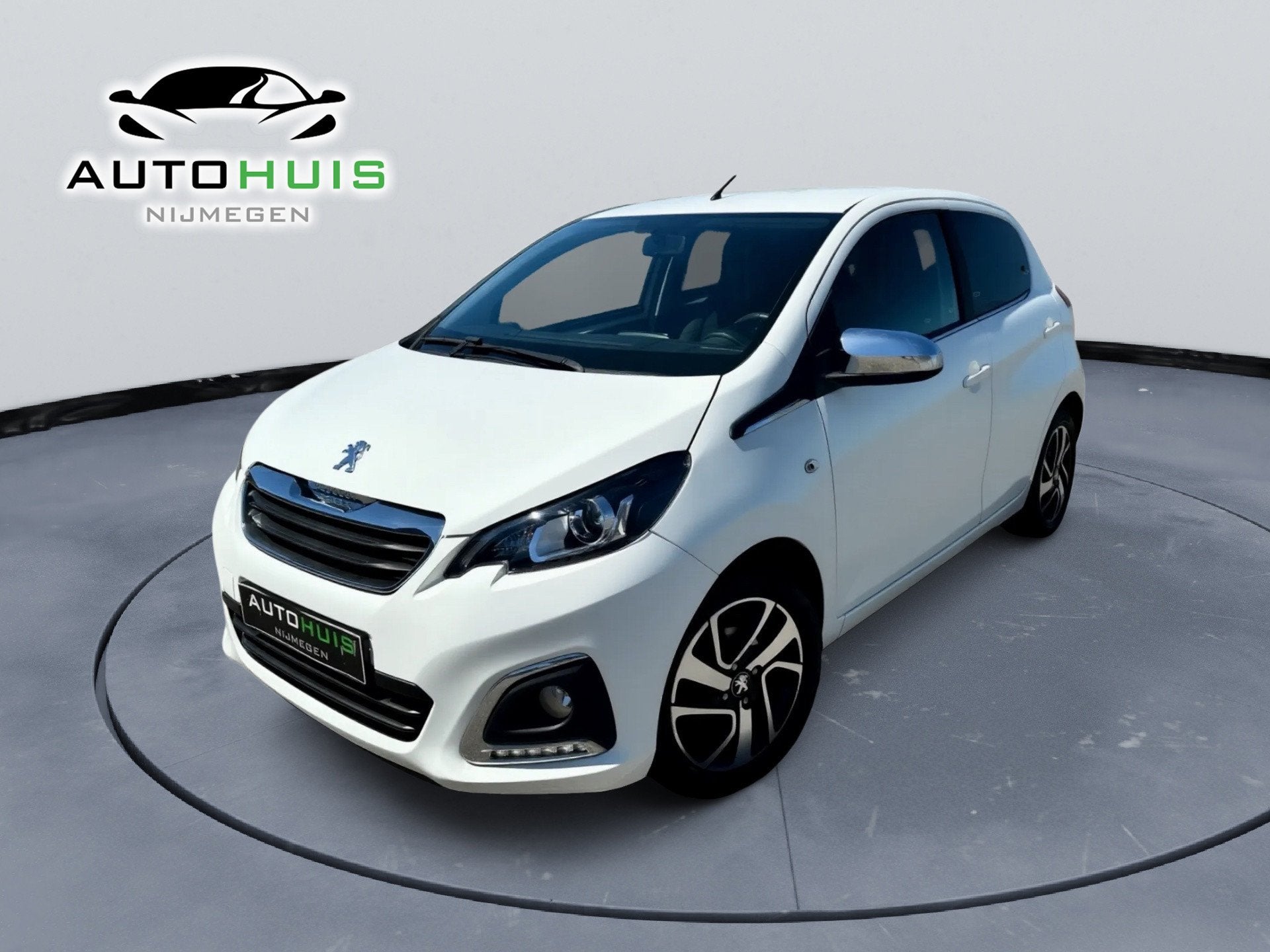 Peugeot 108 Peugeot 108 Collection 1.0 VTi Automaat Achterui, Auto's, Stof, Gebruikt, Wit, Bedrijf