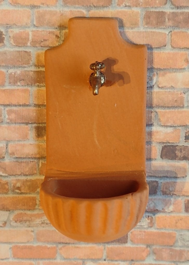 terra cotta muurfontein H 5,5 cm en B 4 cm / Fennicole, Ophalen, Nieuw, Sanitair