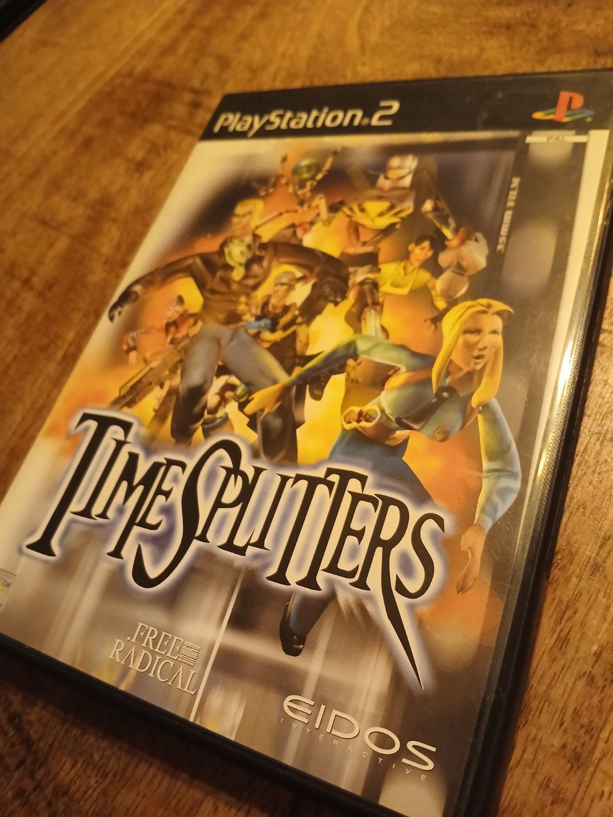 TimeSplitters PS2 – compleet met handleiding en Eidos-flyer, Gebruikt, Shooter, Gekoppelde computers, Ophalen of Verzenden