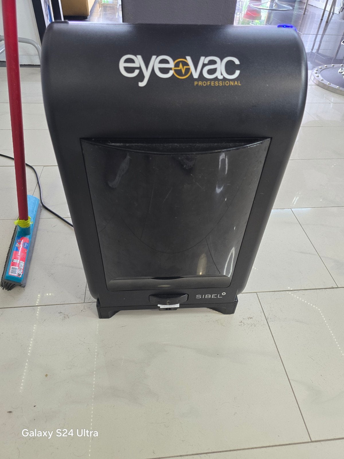 Eye-Vac Professional Stofzuiger - Zwart, Ophalen, Overige merken, Zo goed als nieuw, Industriële stofzuiger