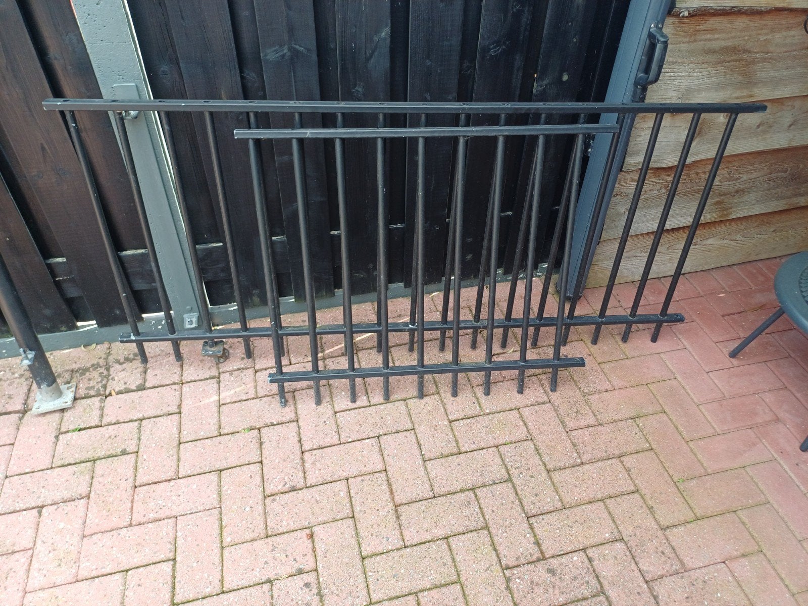 Tuinhekje 2 delen, 2.45m breed, onafhankelijk te openen, Met poort, Gebruikt, Ophalen of Verzenden, Tuinhek