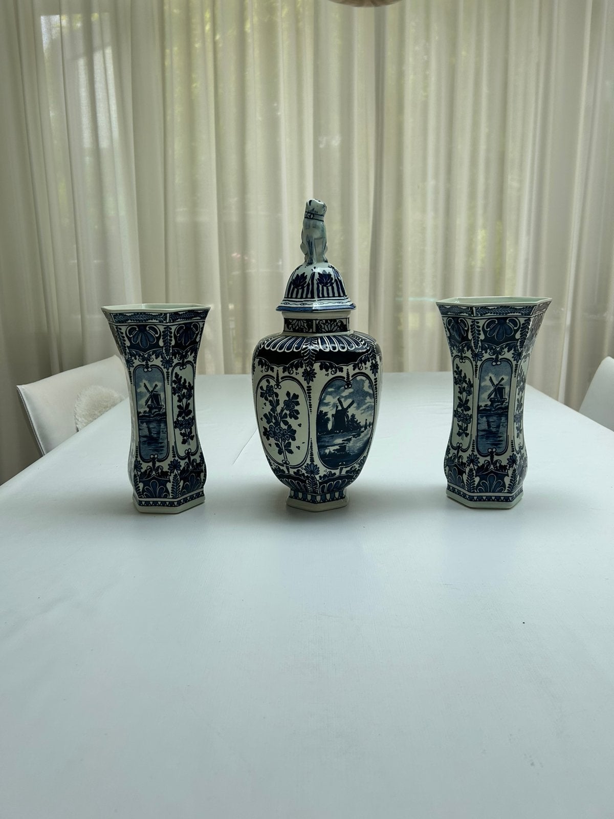 Kaststel Delfsblauw by Boch, 3 delige vazen, puntgaaf, Antiek en Kunst, Antiek | Vazen, Ophalen of Verzenden