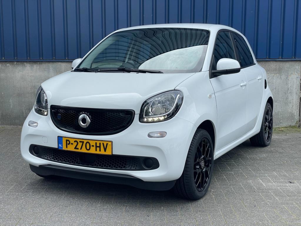 Smart Forfour EQ Comfort Passion 18 kWh / Automaat, Auto's, Smart, Automaat, Gebruikt, 43 €/maand, Wit