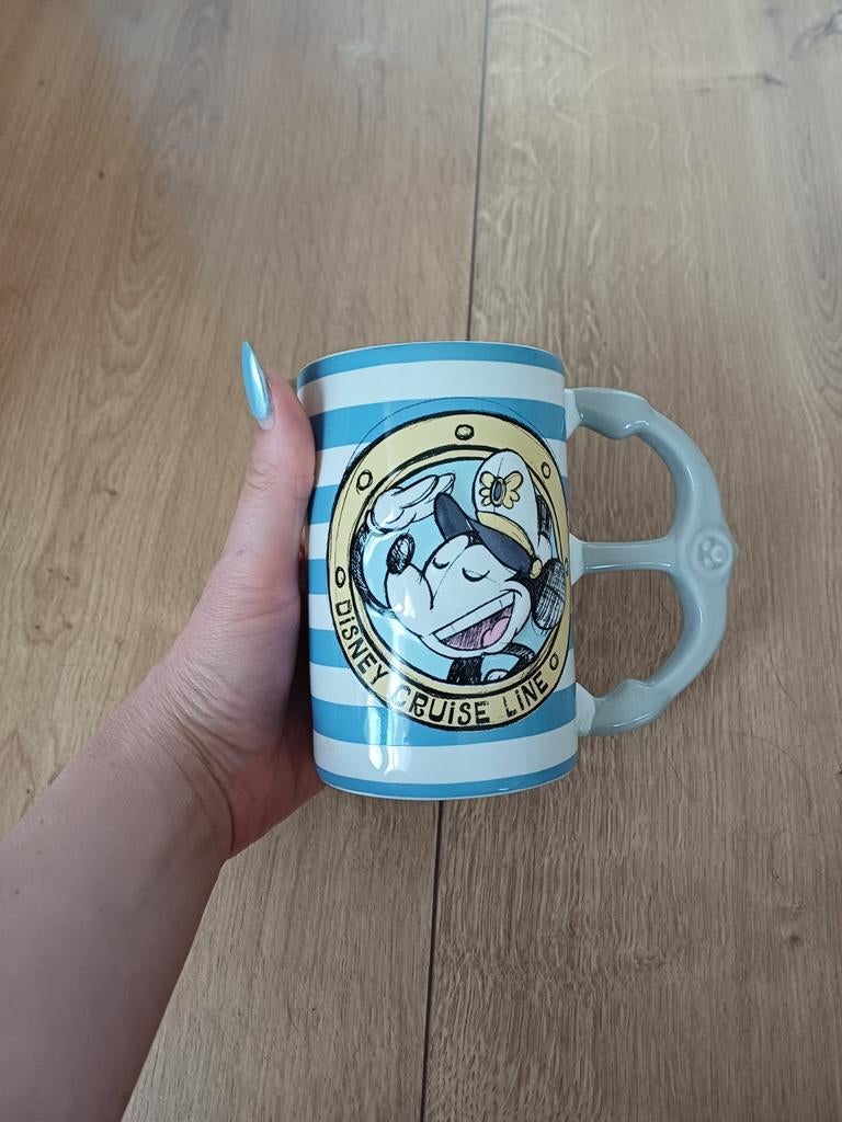 Exclusieve Disney Cruise Line mok - Mickey Mouse, Huis en Inrichting, Keuken | Keukenbenodigdheden, Ophalen of Verzenden, Zo goed als nieuw