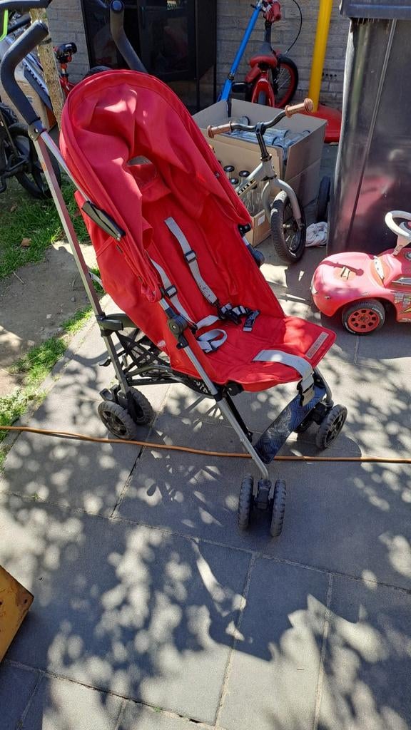 Stevige rode inklapbare paraplu buggy van Koelstra, Ophalen, Gebruikt, Koelstra, Zonnekap