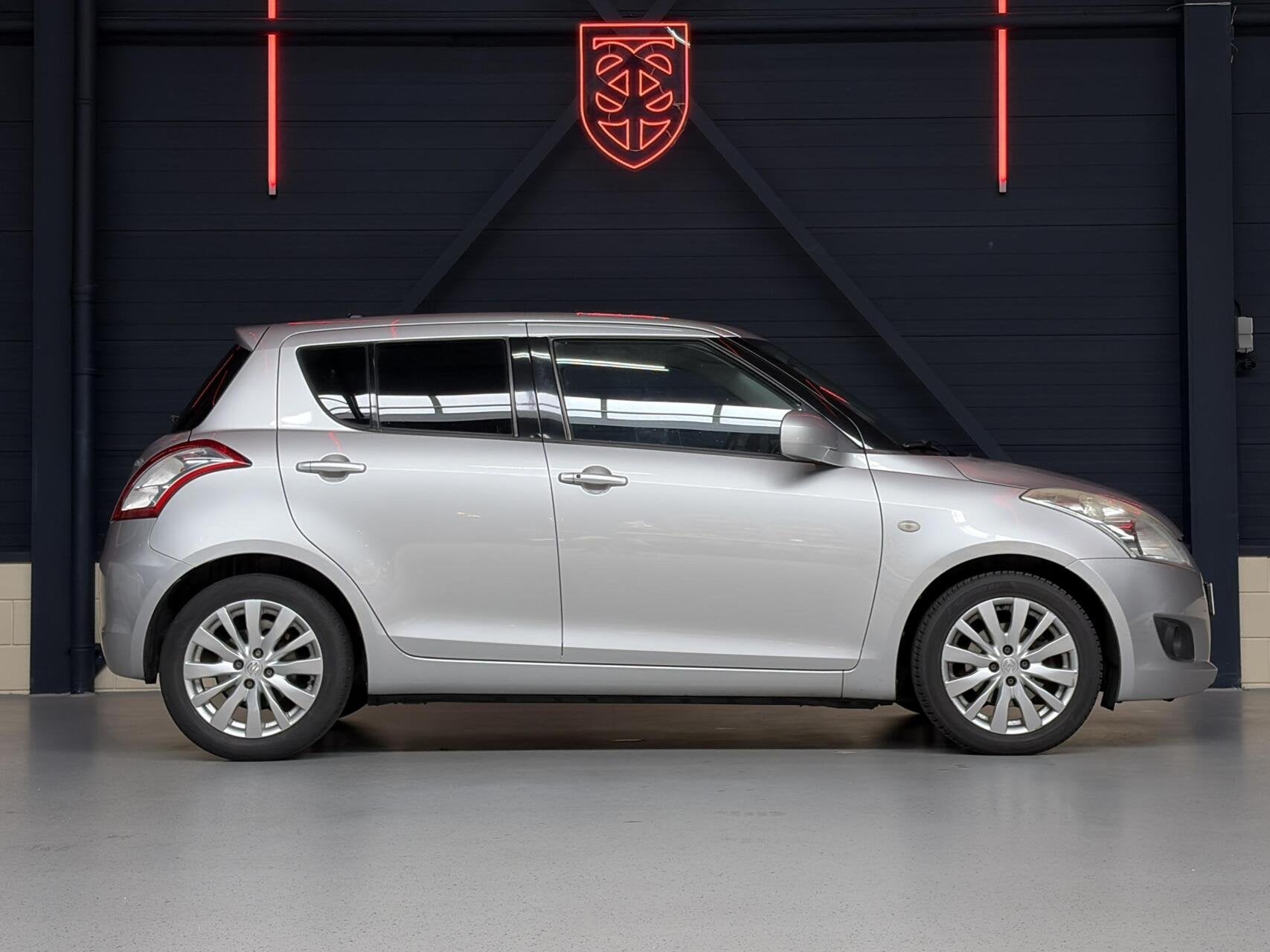 Suzuki Swift 1.2 Exclusive EASSS |KEYLESS|CRUISE|AIRCO|ELEKT, Auto's, Voorwielaandrijving, Euro 5, Stof, Gebruikt