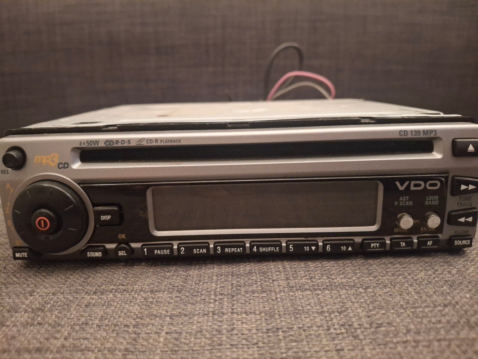 VDO CD 139 MP3 Autoradio - CD-R Playback, Auto diversen, Autoradio's, Ophalen of Verzenden, Gebruikt