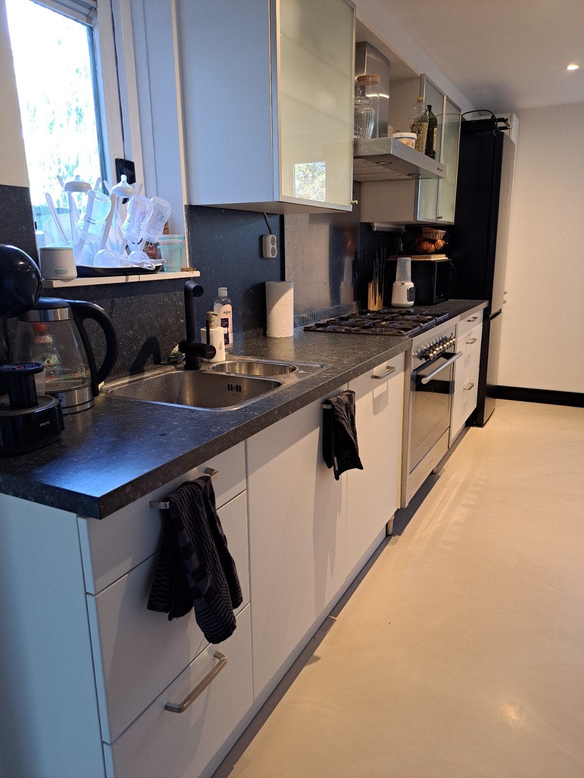 Complete keuken (3,50 m) medio november beschikbaar, Ophalen of Verzenden, Gebruikt, Zwart, Enkelwandige keuken