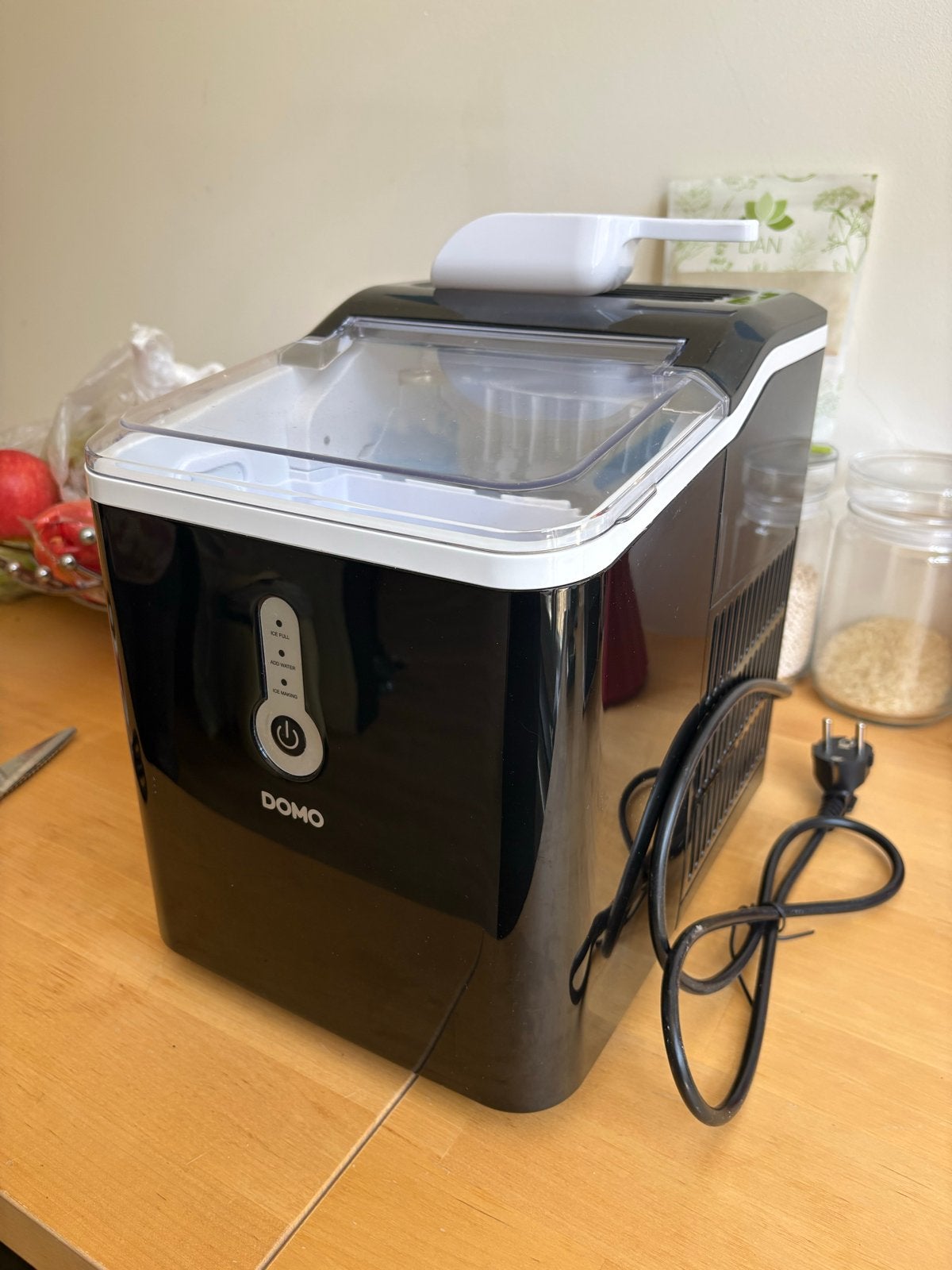 Domo ijsmachine - Perfect voor koude drankjes!, Ophalen, Zo goed als nieuw
