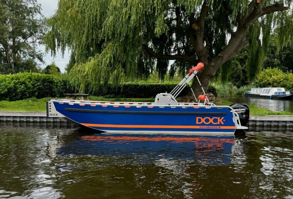 Dock Steel 580 + Mercury 40pk + Trailer uit 2023, Watersport en Boten, Ophalen, Gebruikt, Aluminium, Minder dan 70 pk