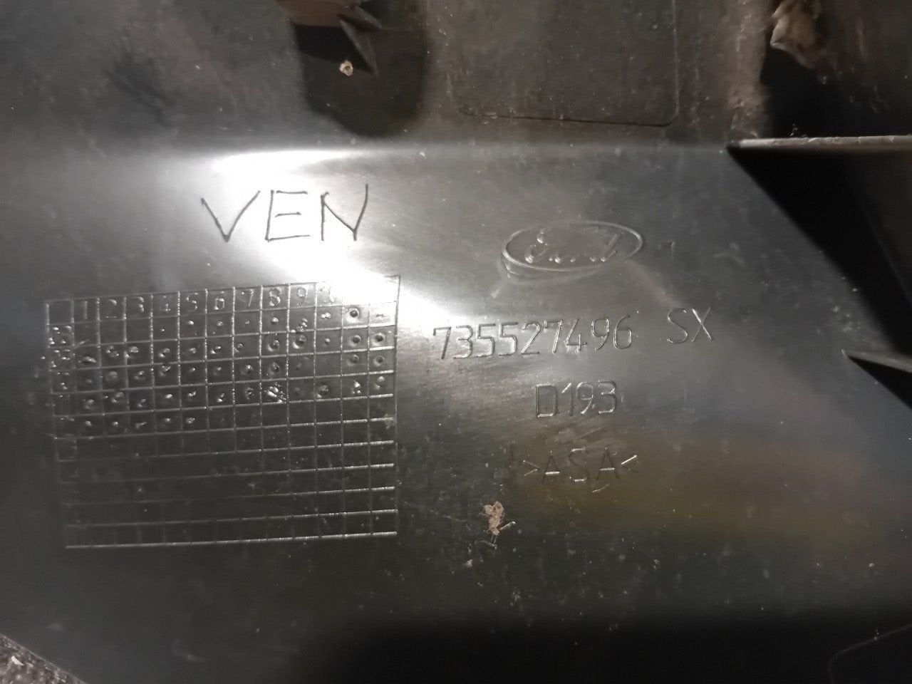 Afdekplaat Ford Ka, Auto-onderdelen, Onderdelen@venauto.nl, Van der Ven Autorecycling B.V., Gebruikt, Ettenseweg 76, 4706 PB Roosendaal, The Netherlands