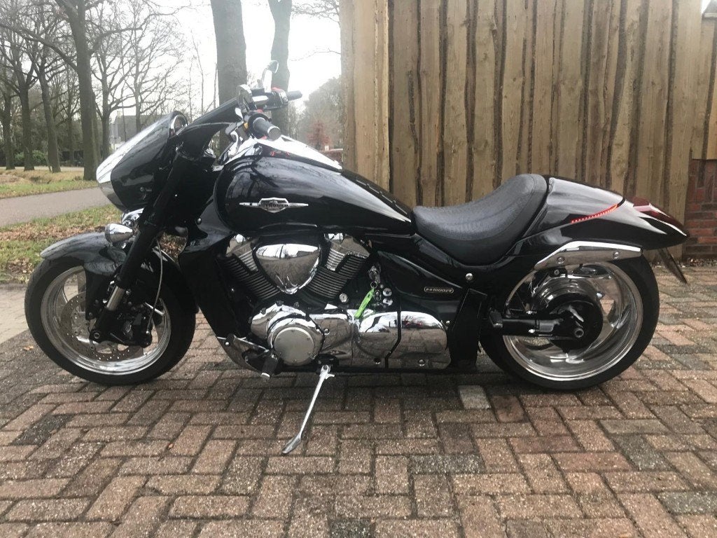 suzuki intruder m1800r, Cardan-aandrijving, 2 cilinders, Gebruikt, Particulier