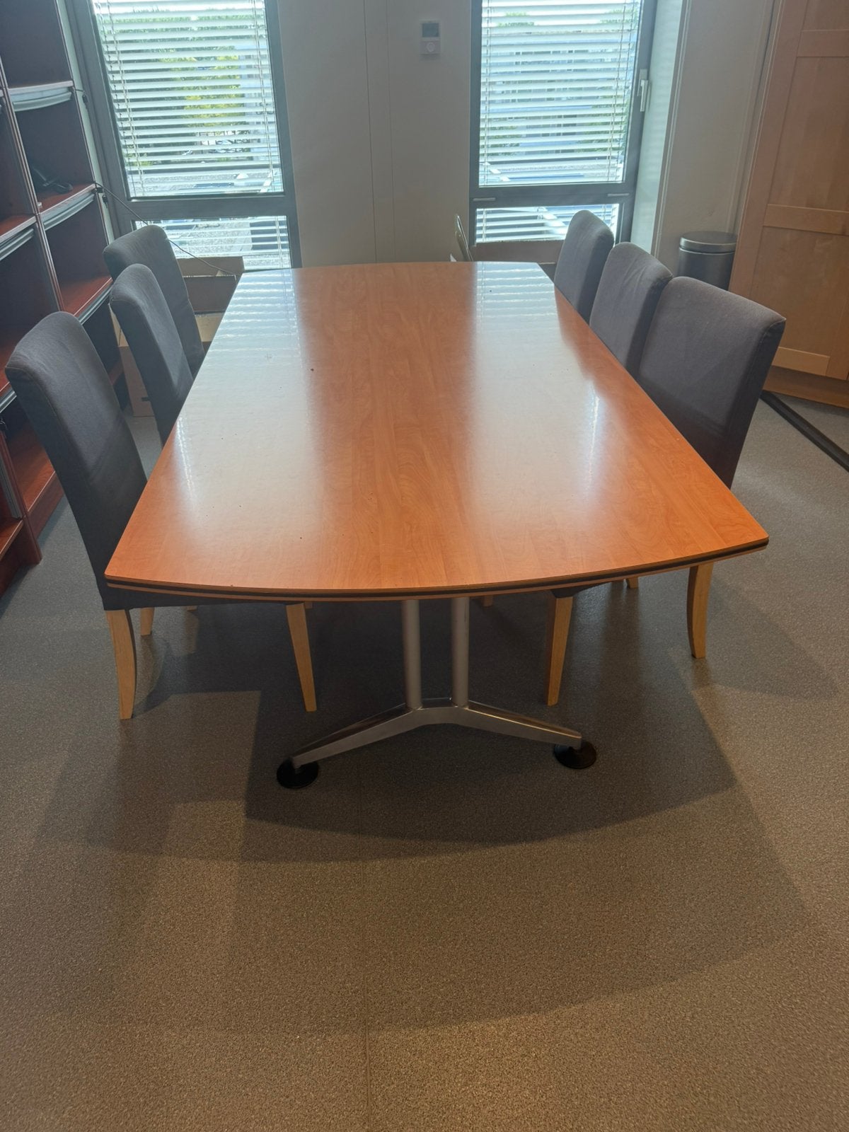 Ruime vergadertafel / eettafel – 240  120 cm, Ophalen, Tafel