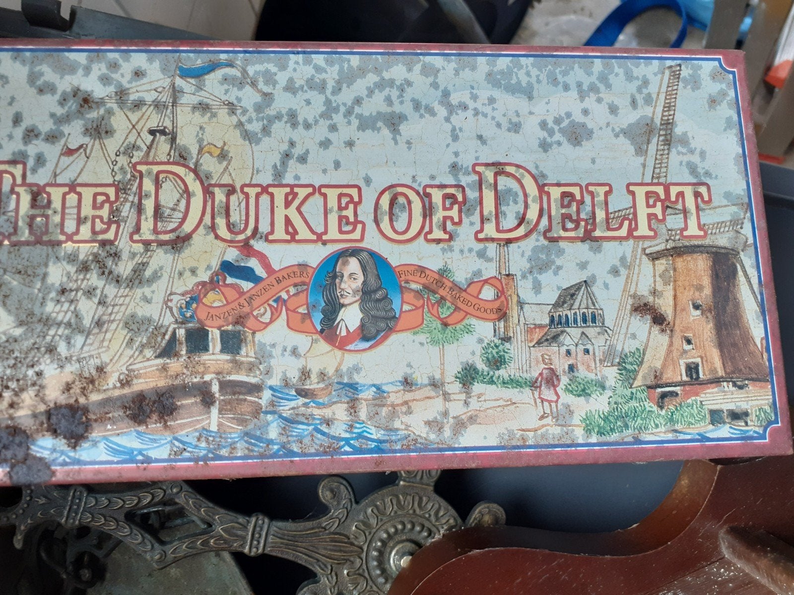 The dure of delft, Ophalen, Overige