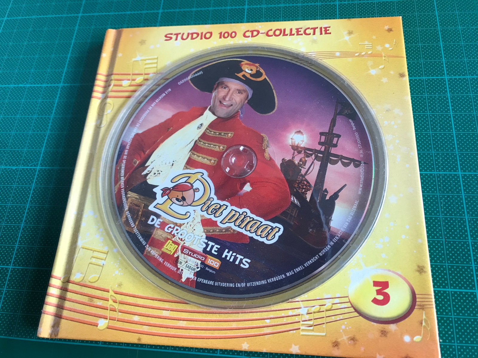 CD Piet Piraat - De Grootste Hits (Studio 100 CD-) (2), Ophalen of Verzenden, Gebruikt, Muziek, 3 tot 5 jaar