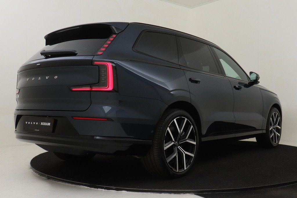 Volvo EX90 TWIN MOTOR PERFORMANCE ULTRA 6P. 106 kWh *800V!*, Auto's, Volvo, Automaat, 2625 kg, Automatische klimaatregeling, 624 km