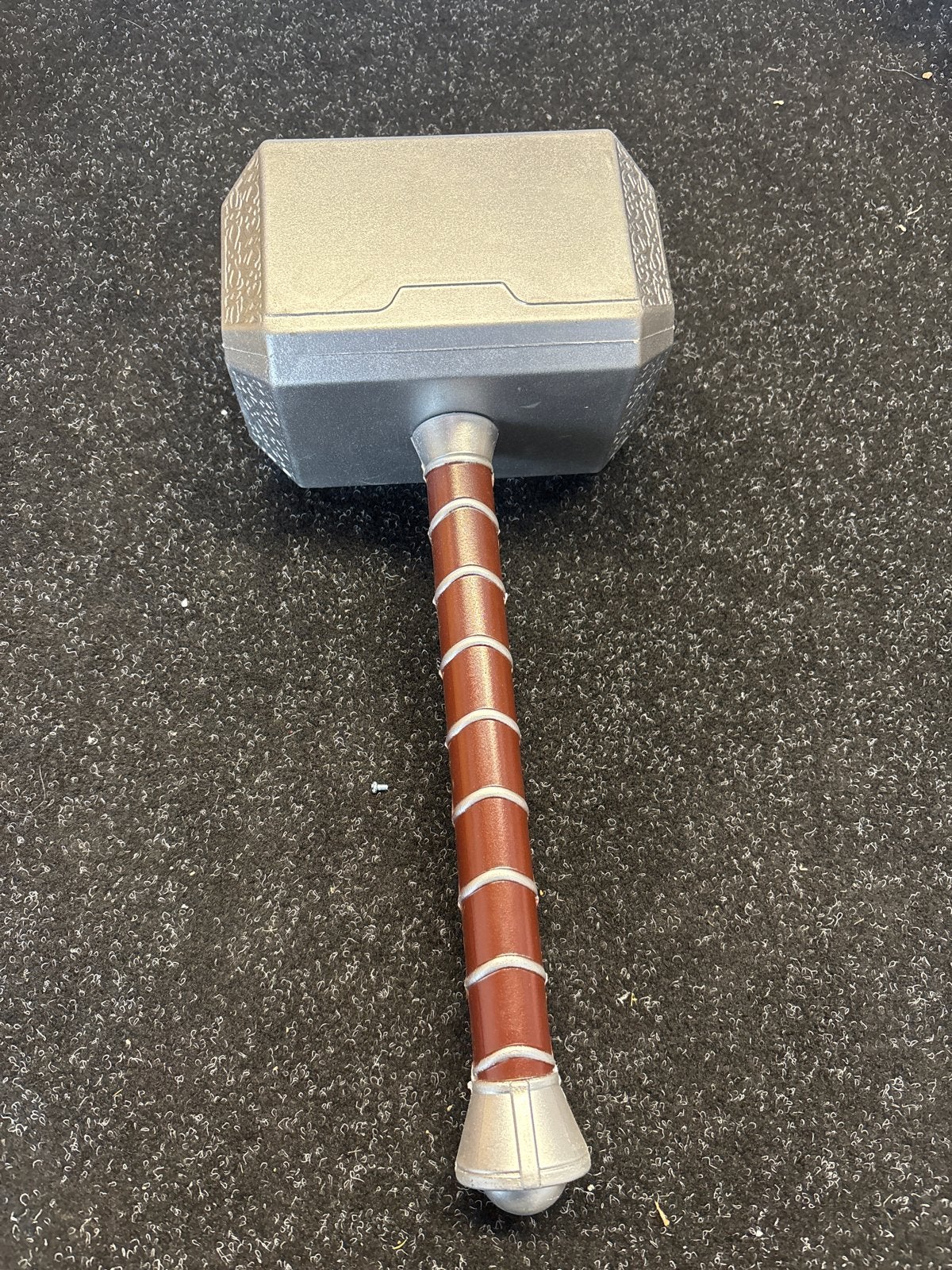 Mjolnir Thor hamer - Cosplay/Decoratie, Ophalen of Verzenden, Gebruikt