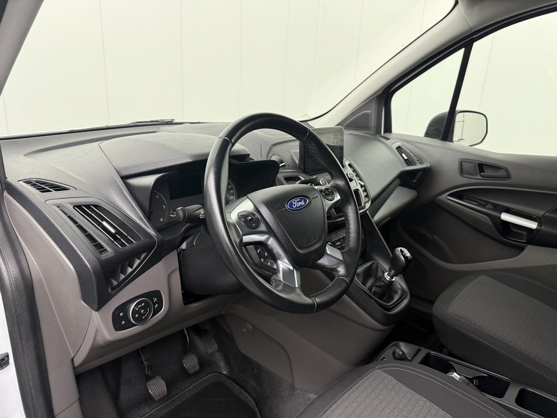 Ford Transit Connect 1.5EcoBlue Lang | Multimedia | Camera |, Auto's, Voorwielaandrijving, 4 cilinders, Origineel Nederlands, 2 stoelen