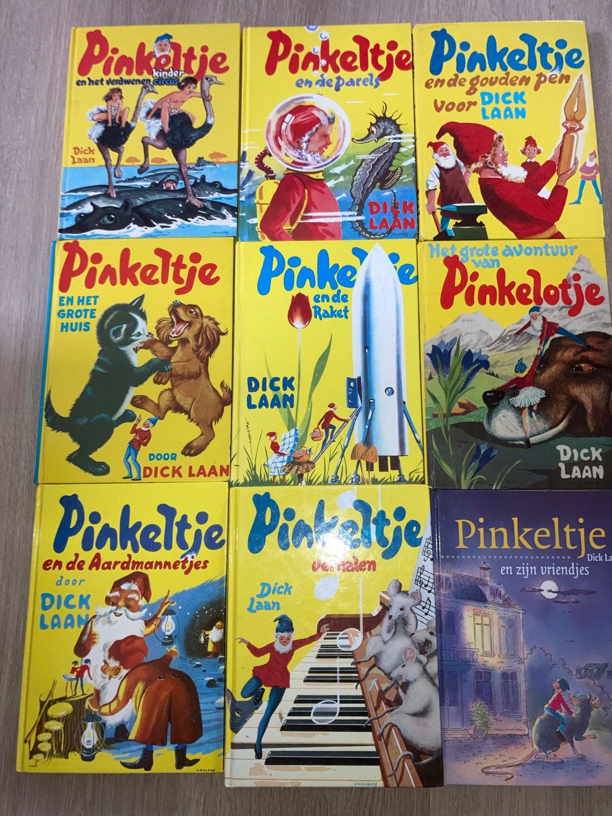 9 Pinkeltje boeken van Dick Laan, Ophalen of Verzenden, Gelezen, Sprookjes
