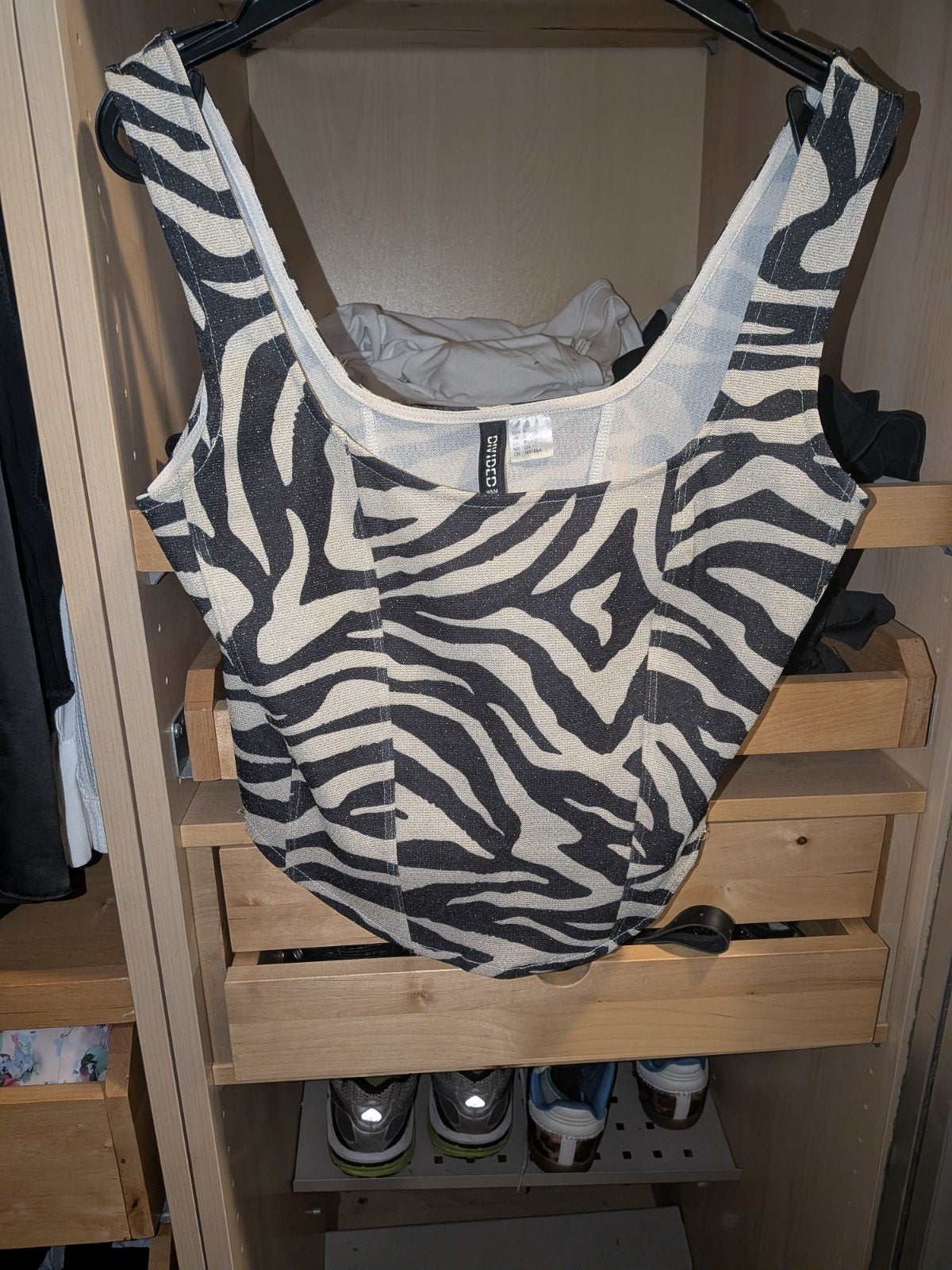 Corset top met zebraprint en glitters - Maat S, Divided by H&M, Zo goed als nieuw, Meerkleurig, Verzenden