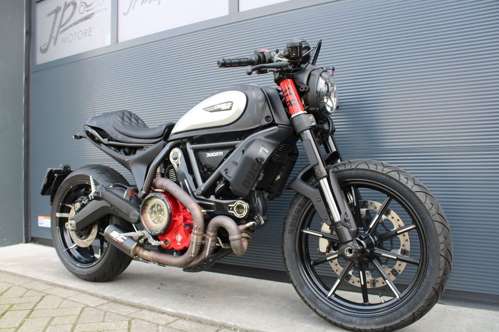 *VERKOCHT* Ducati Scrambler cafe racer special (2019) *Org.N, Motoren, DUCATI, 2 cilinders, Motorrijbewijs A, Bedrijf