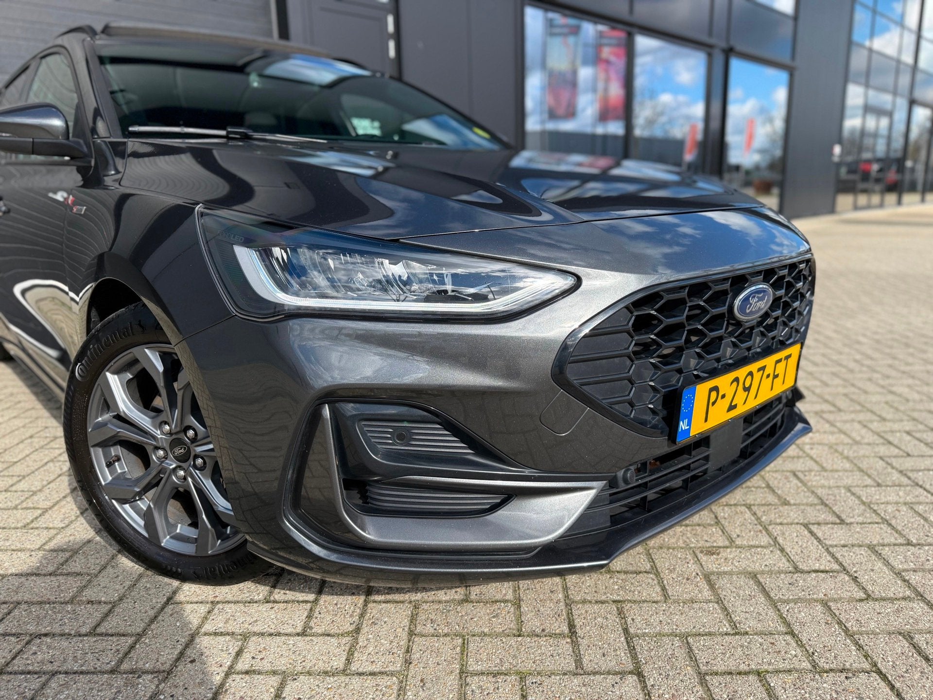 Ford Focus Wagon 1.5 EcoBlue ST Line X (bj 2022) AUTOMAAT|PA, Auto's, Stof, Gebruikt, Euro 6, 4 cilinders