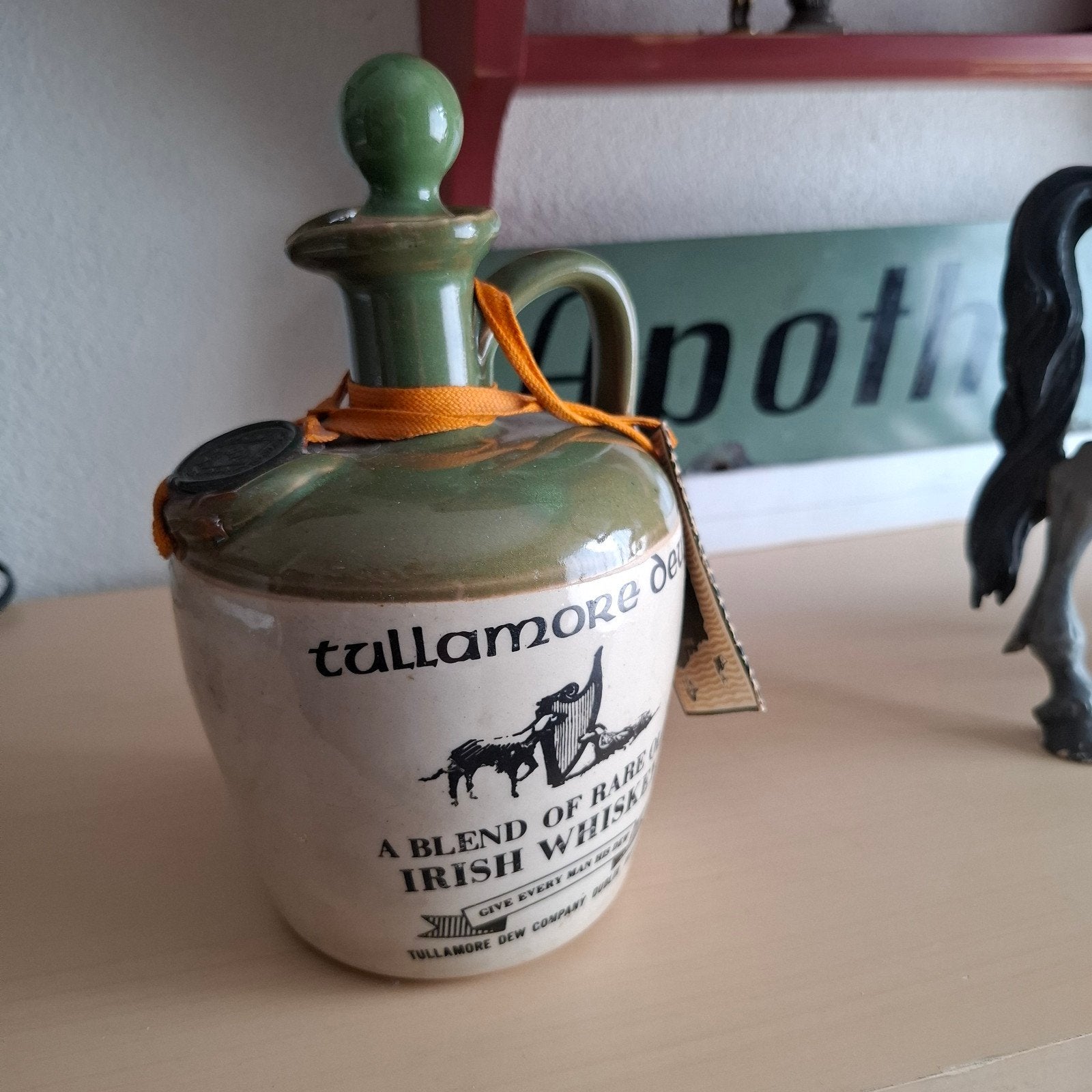 Whisky jug., Ophalen