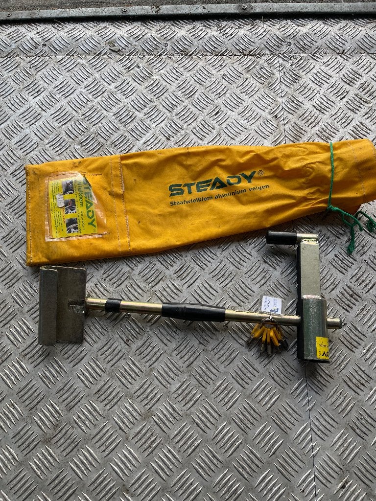 Steady SCM Goedgekeurde Staafwielklem voor aluminium velgen, Ophalen of Verzenden, Gebruikt