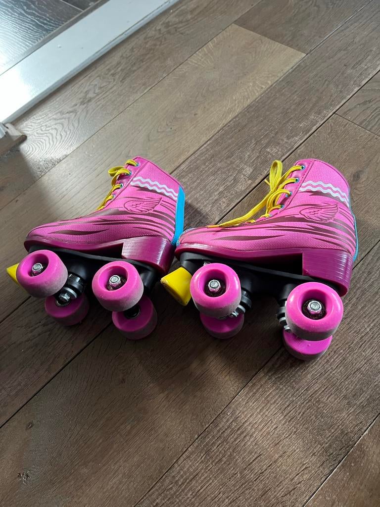 Rolschaatsen Disney Soy Luna Maat 32/33, Ophalen of Verzenden, Gebruikt, Kinderen