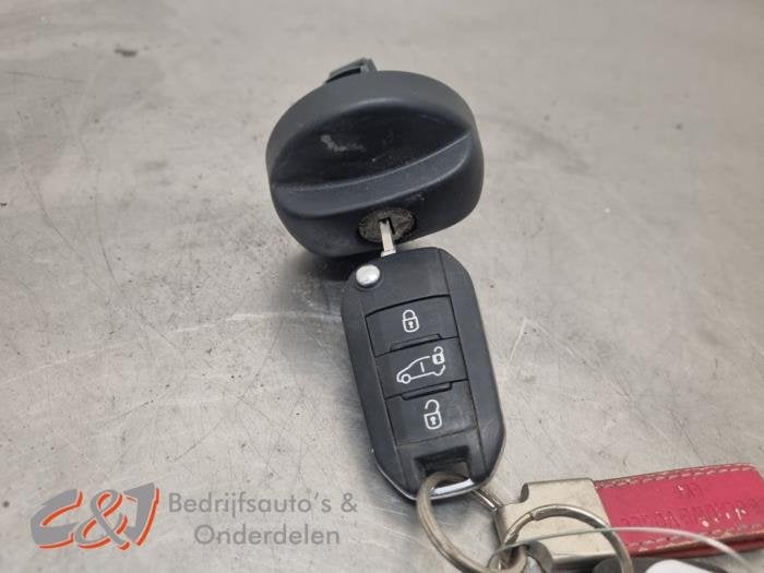 Tankdop van een Citroen Jumpy (EWP), Gebruikt, -, Ophalen of Verzenden, -
