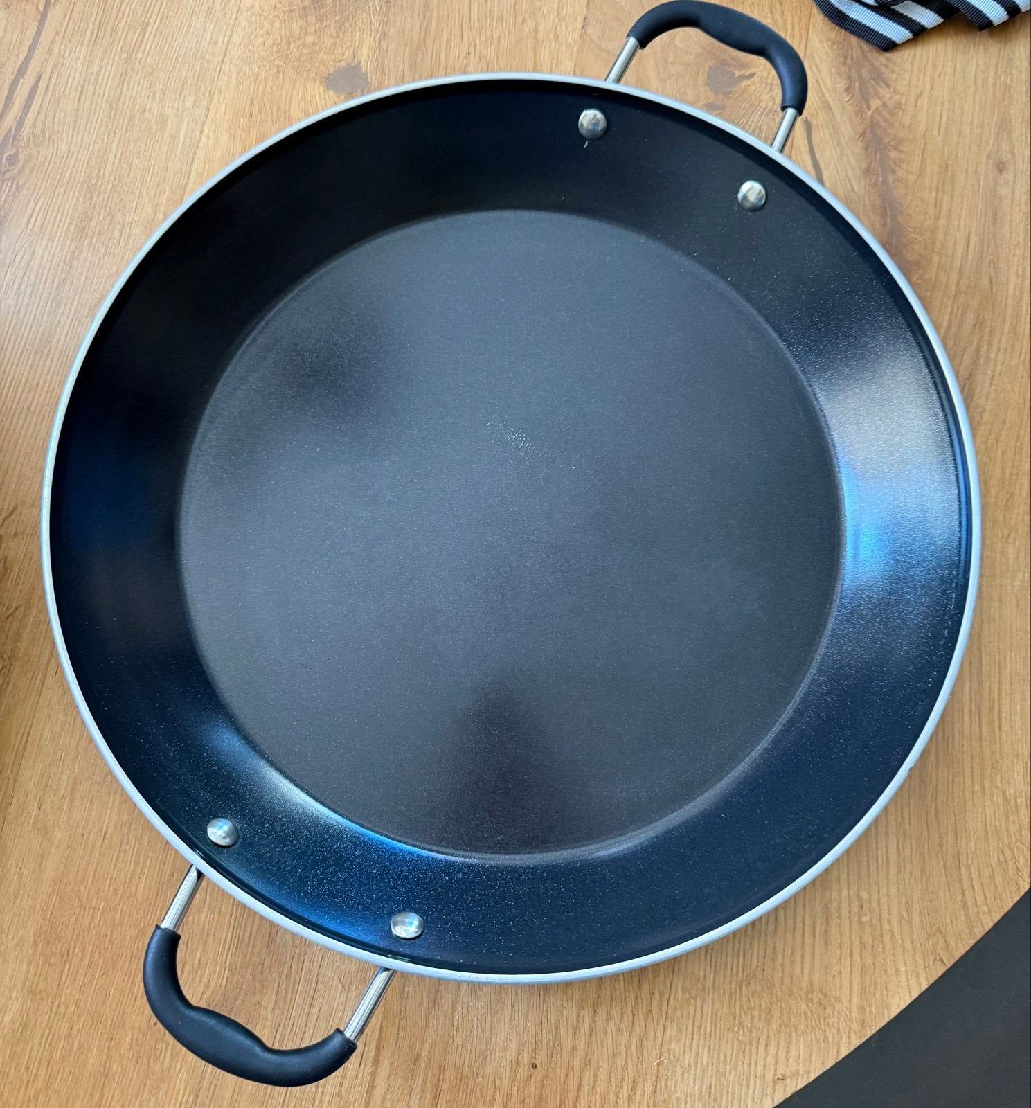Cadac Paellapan 40 en vetvangbak voor de Cadac Carri Chef 40, Ophalen, Zo goed als nieuw