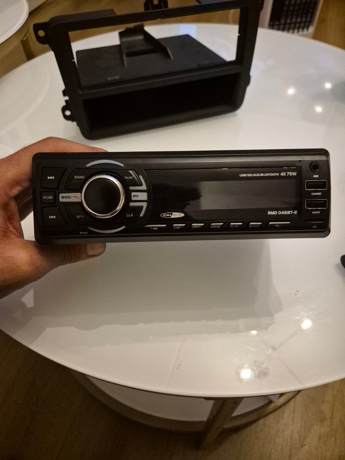 Caliber RMD 046BT-2 Autoradio met Bluetooth en USB, Ophalen of Verzenden, Zo goed als nieuw