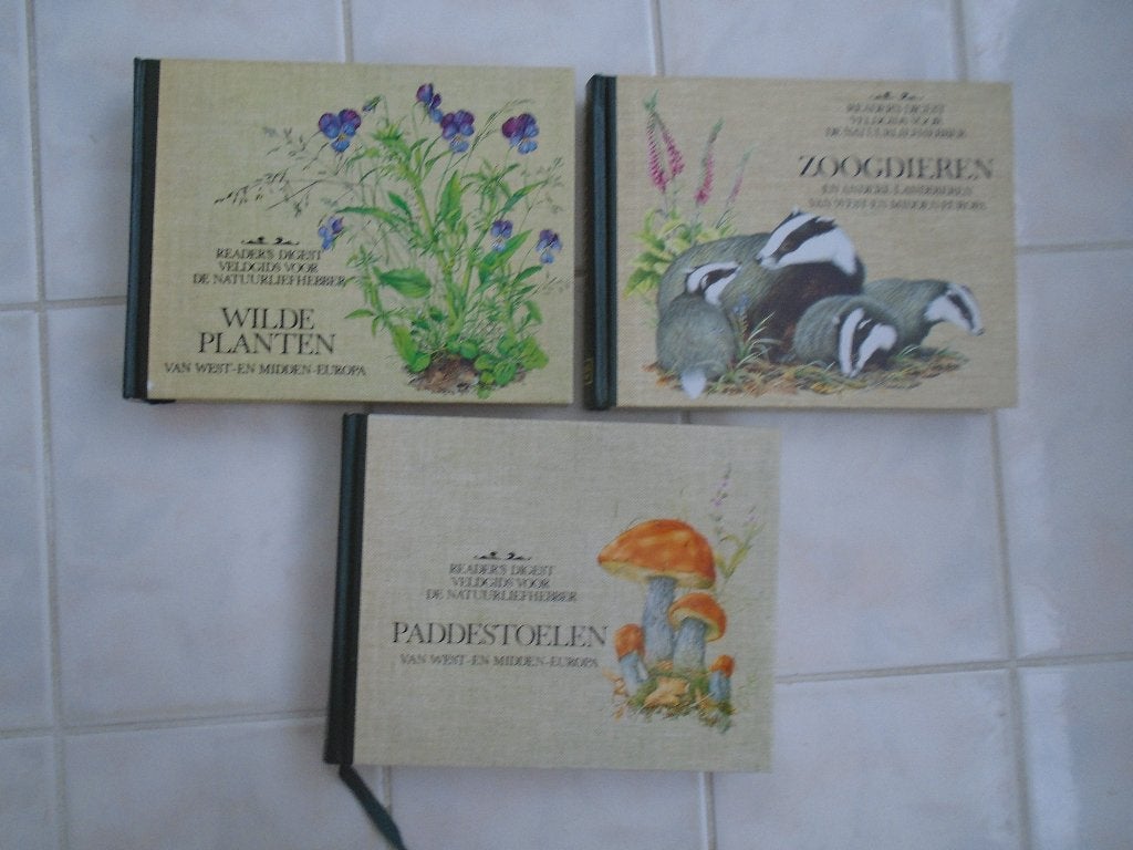 reader's digest natuurboeken, Boeken, Ophalen of Verzenden, Zo goed als nieuw, Natuur algemeen, Reader's Digest