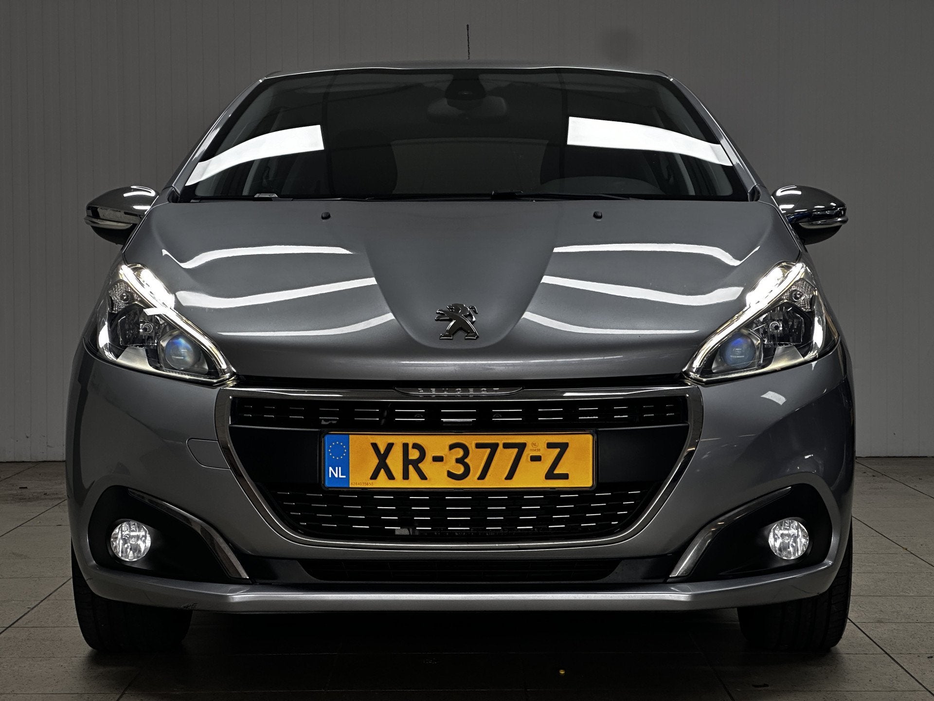 Peugeot 208 1.2 PureTech Signature/ LED Dagrijverl/ Apple+An, Auto's, 83 pk, Stof, 1199 cc, Origineel Nederlands