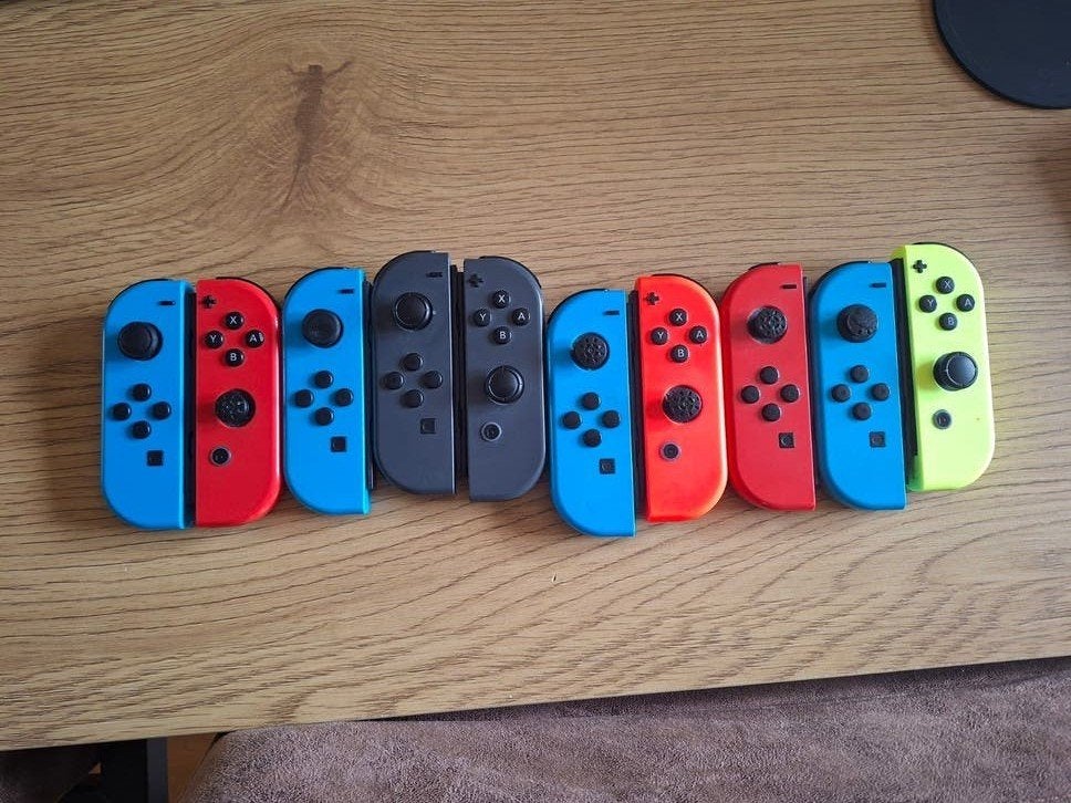 10 Nintendo Switch Joy-Cons met stick drift, Ophalen, Niet werkend, Met 3 controllers of meer