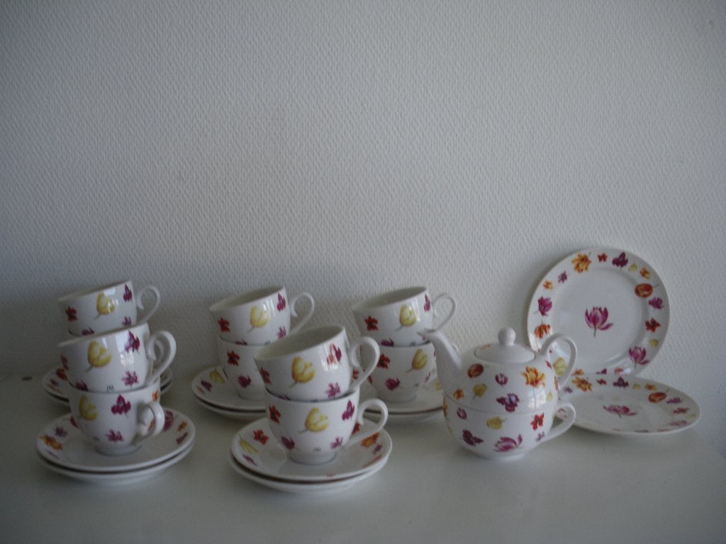 Janneke Brinkman TULIPS servies, Ophalen of Verzenden, Zo goed als nieuw, Bord(en), Overige stijlen