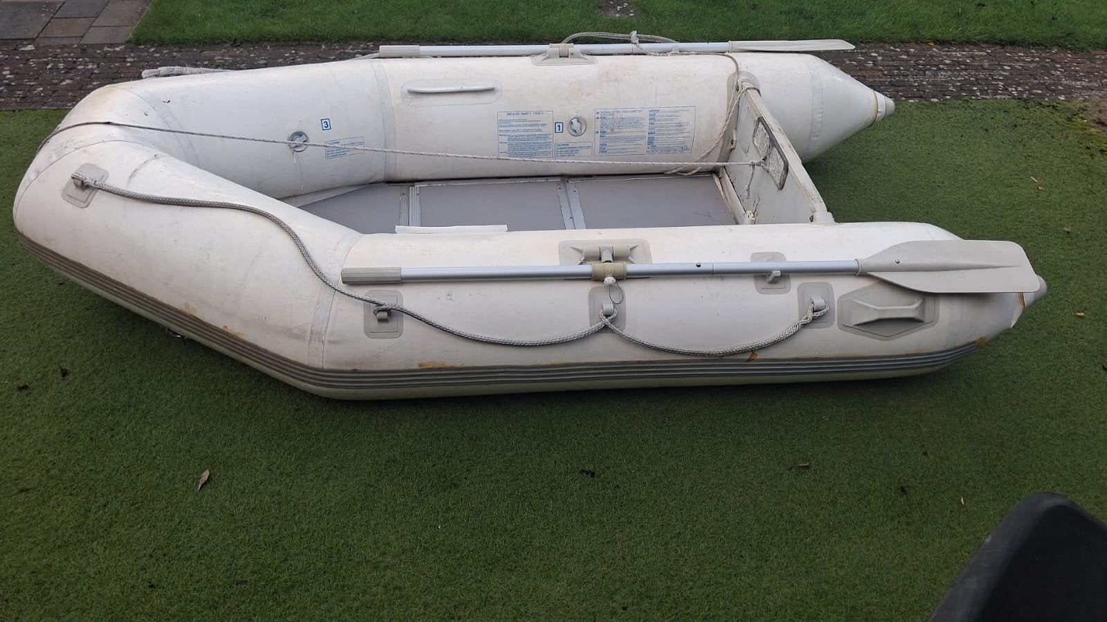 Z-Ray 300 Opblaasboot met Peddels, Watersport en Boten, Ophalen of Verzenden, Gebruikt