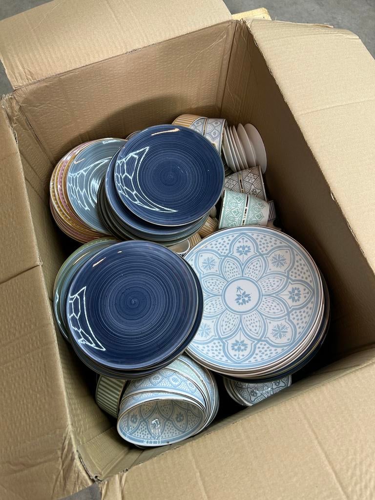Pallet porselein en glaswerk servies, Ophalen, N, N, N