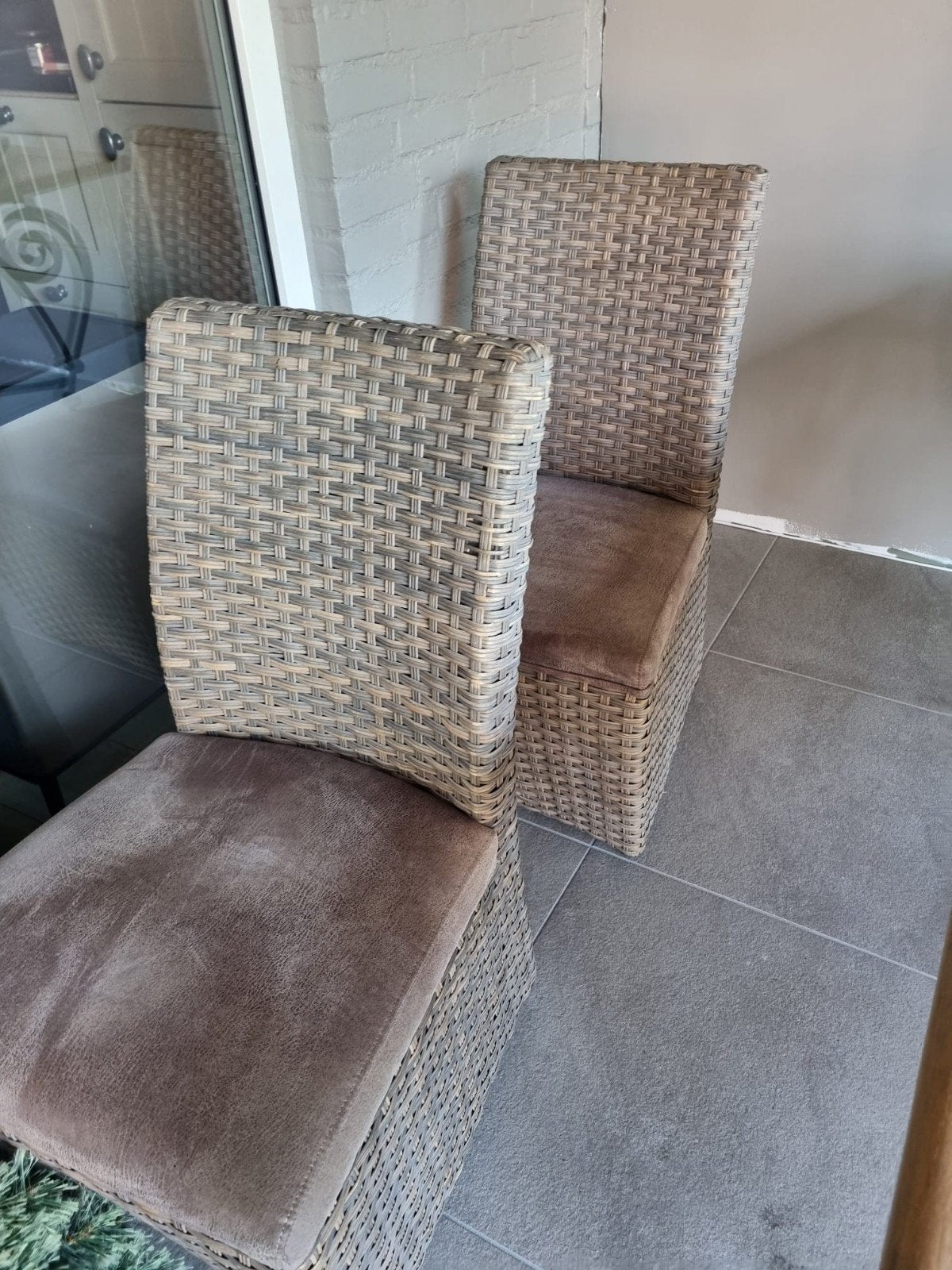 6 bruine tuinstoelen met wielen / eetkamerstoelen, Ophalen, Gebruikt, Bruin, Riet of Rotan