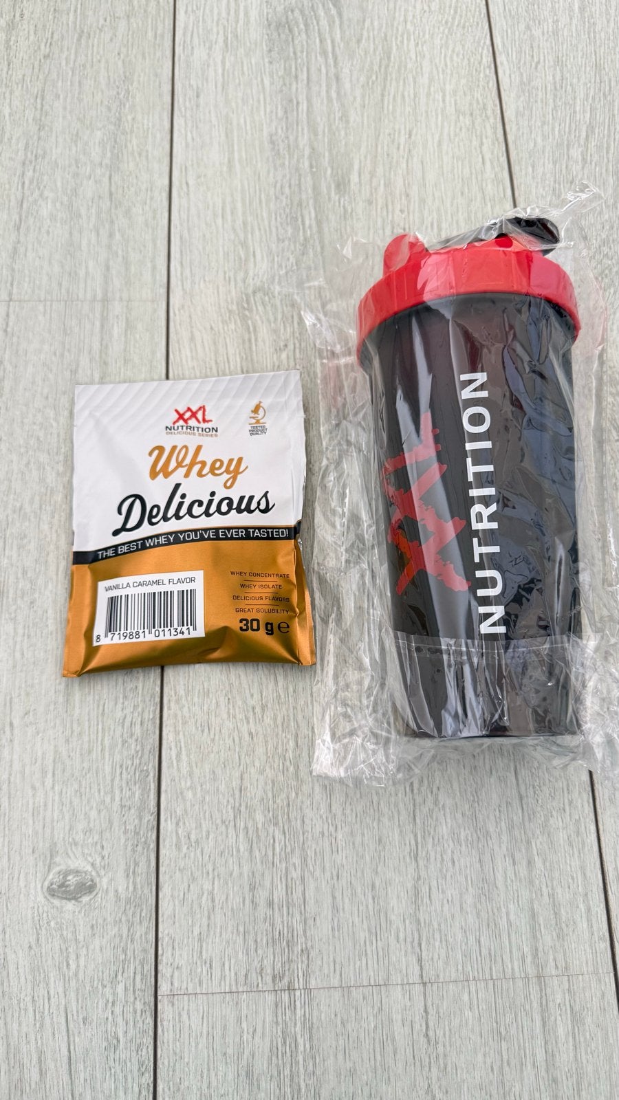 XXL Nutrition Shaker & Whey Delicious proefpakket, Ophalen of Verzenden, Nieuw, Poeder of Drank